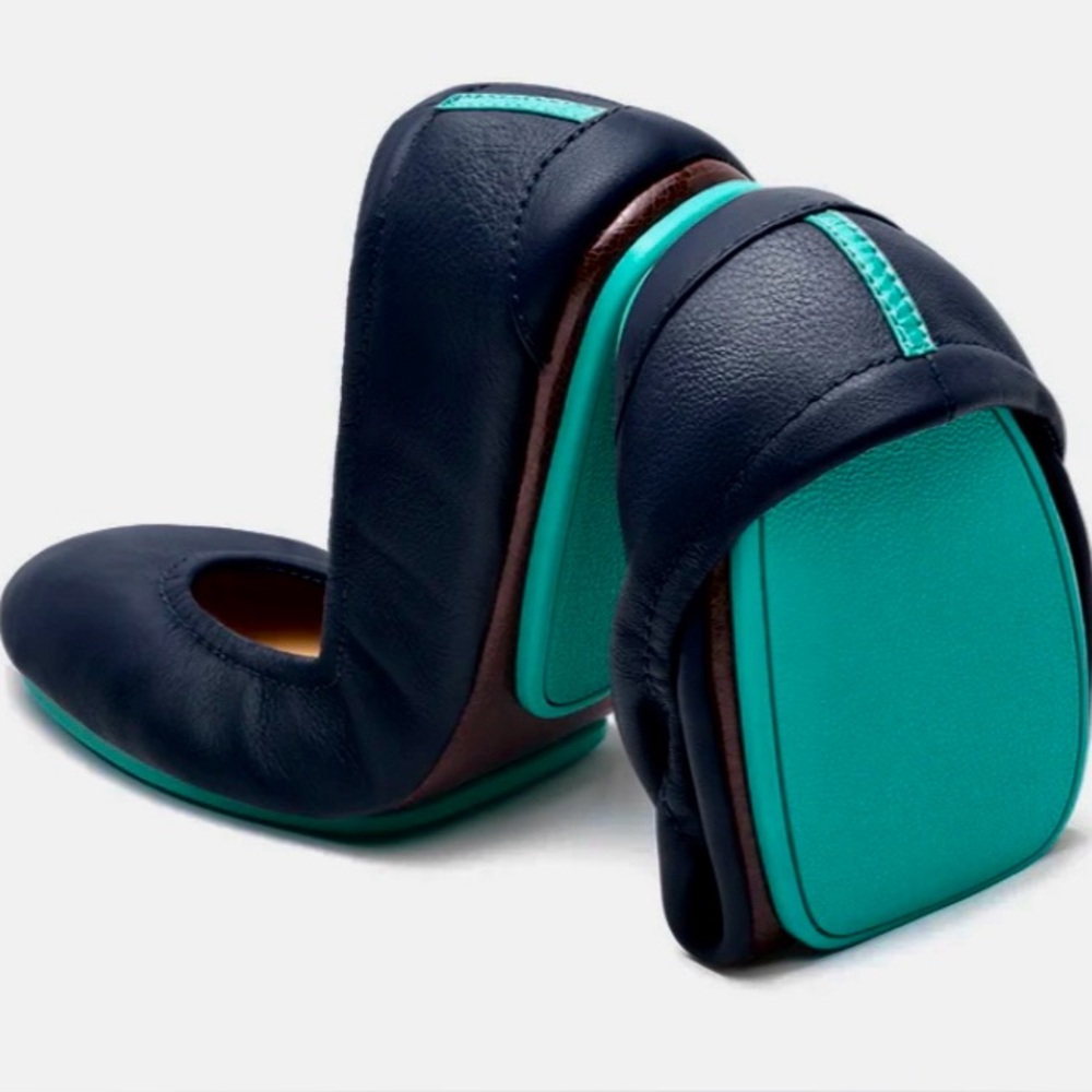 Tieks California Navy Leather Ballet Flats. Size 8.